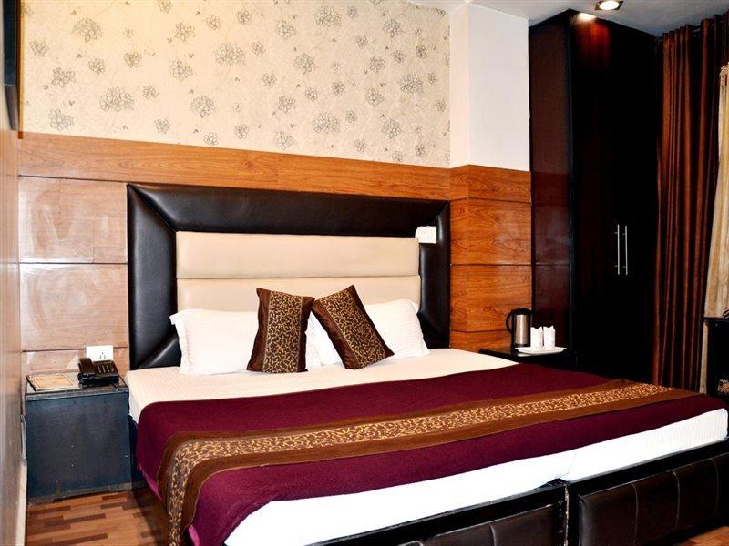 Pānīpat Hotel B.R. Inn מראה חיצוני תמונה
